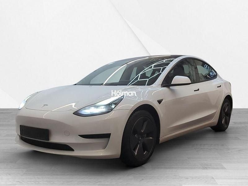 Weiß Gebraucht 2022 Tesla Model 3 Standard Range Limousine | 26.893 € (Guter Preis) - Bild 1/4