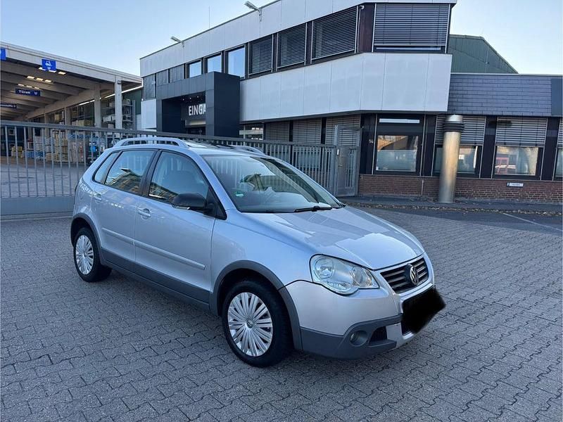 Silber Gebraucht 2007 VW Polo Cross GT Kleinwagen | 2.490 € (Guter Preis) - Bild 1/4