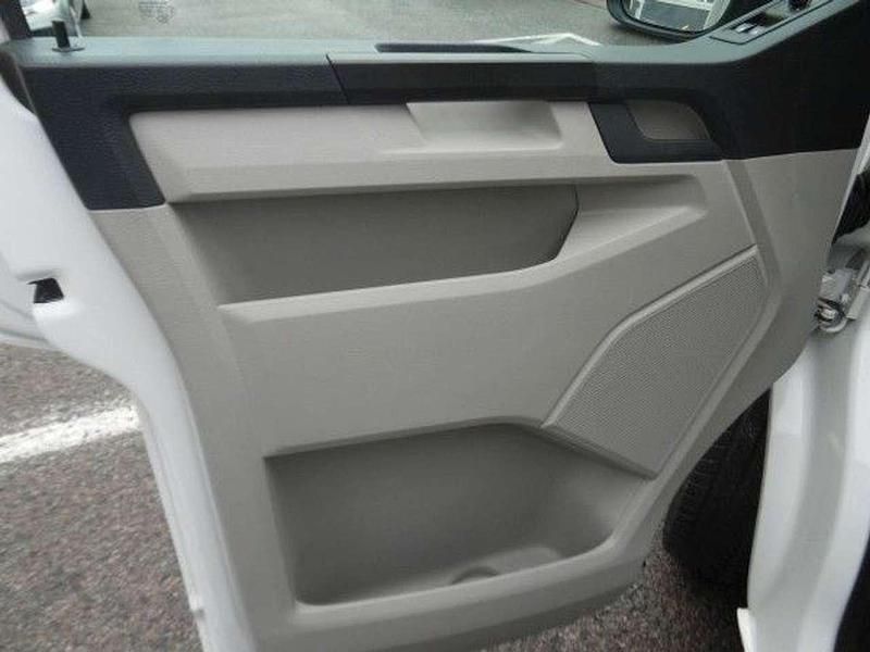 Gebraucht VW Transporter 150 PS (110 kW) 2016 Candyweiß Van