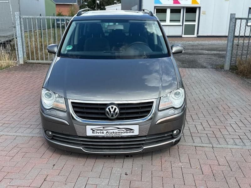 Grau Gebraucht 2008 VW Touran Van / Kleinbus | 2.999 € (Superpreis) - Bild 1/4