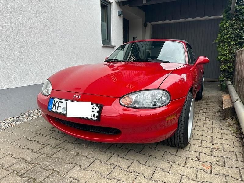 Rot Gebraucht 1999 Mazda MX5 Cabrio | 9.999 € (Teuer) - Bild 1/4
