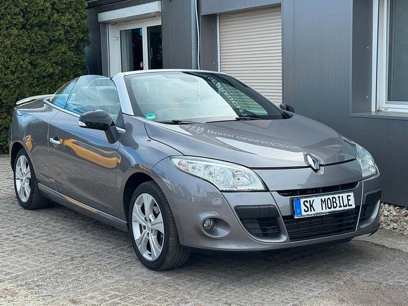 Gebraucht Renault Mégane Cabriolet Dynamique 131 PS (96 kW) 2012 Grau Cabrio