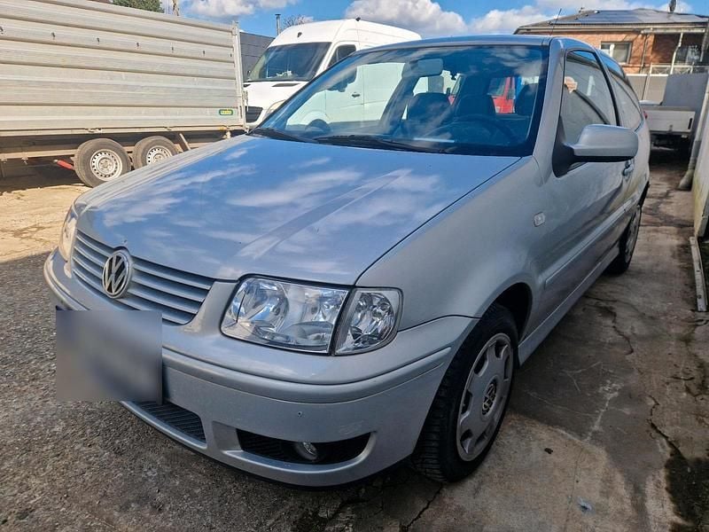 Gebraucht VW Polo 75 PS (55 kW) 2000 Silber Kleinwagen