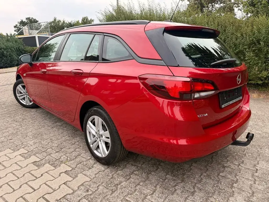 Gebraucht Opel Astra Edition 122 PS (89 kW) 2021 Rot Kombi