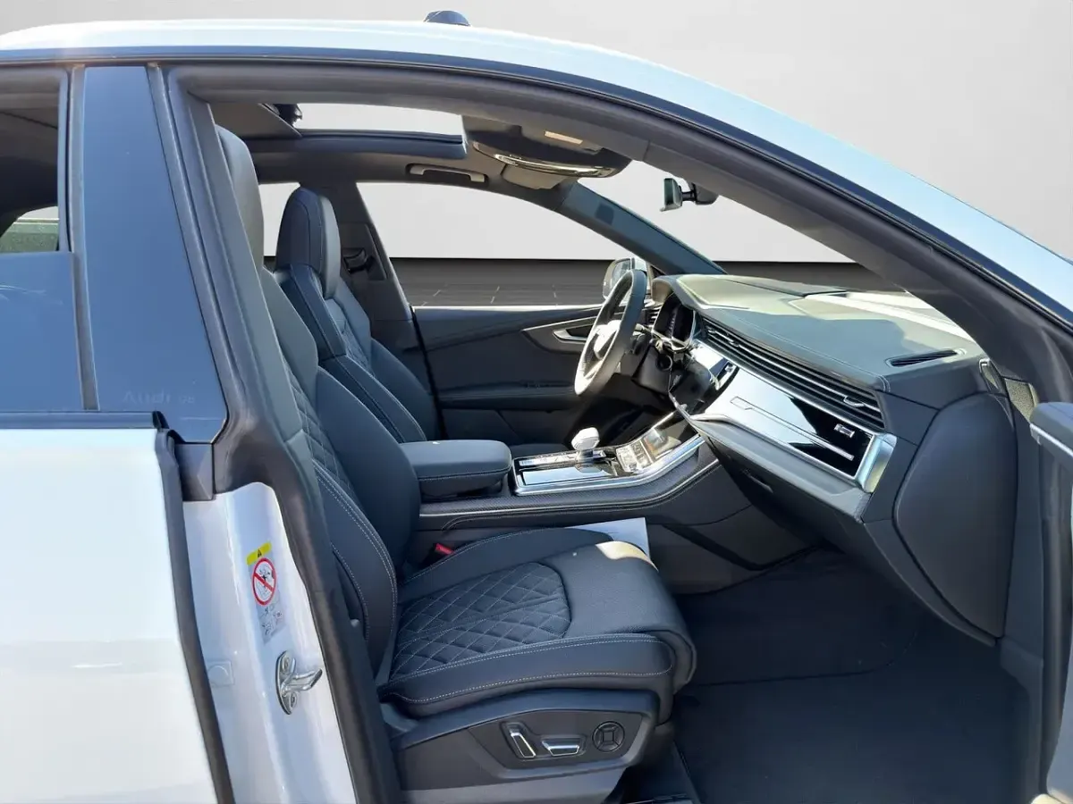 Neu Audi Q8 Design 286 PS (210 kW) 2026 Gletscherweiß metallic (metallic) SUV