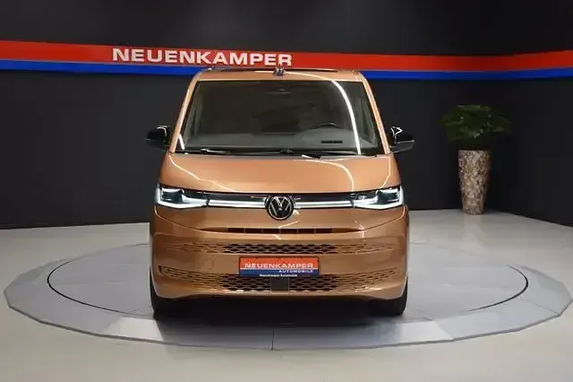Gebraucht VW Multivan Style 150 PS (110 kW) 2025 Andere Van / Kleinbus