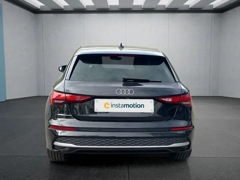 Gebraucht Audi A3 Sportback 150 PS (110 kW) 2025 Schwarz Kleinwagen