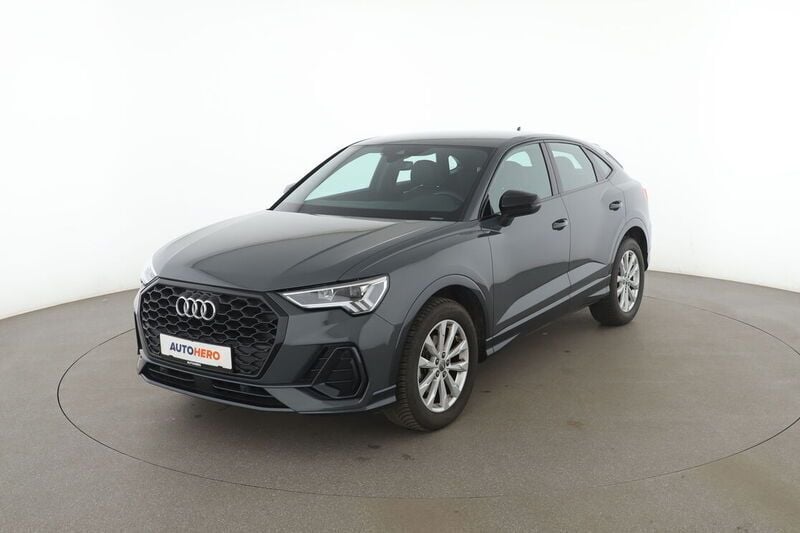 Grau Gebraucht 2020 Audi Q3 Sportback Advanced SUV | 31.450 € (Fairer Preis) - Bild 1/4