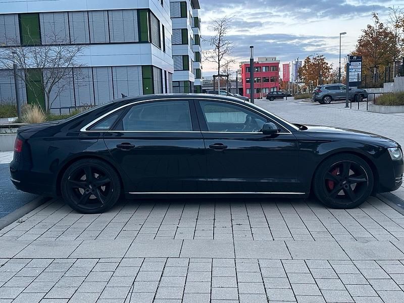 Gebraucht Audi A8L Business 250 PS (183 kW) 2013 Schwarz Limousine