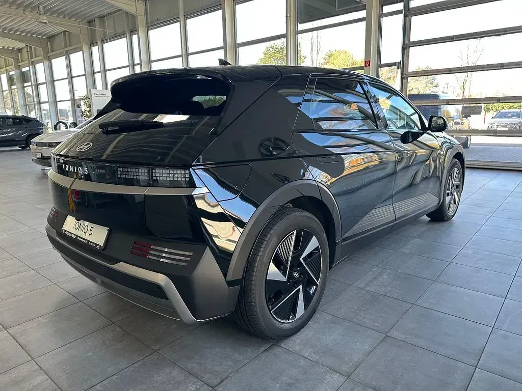 Neu Hyundai Ioniq 5 167 kW (228 PS) 2026 Schwarz SUV