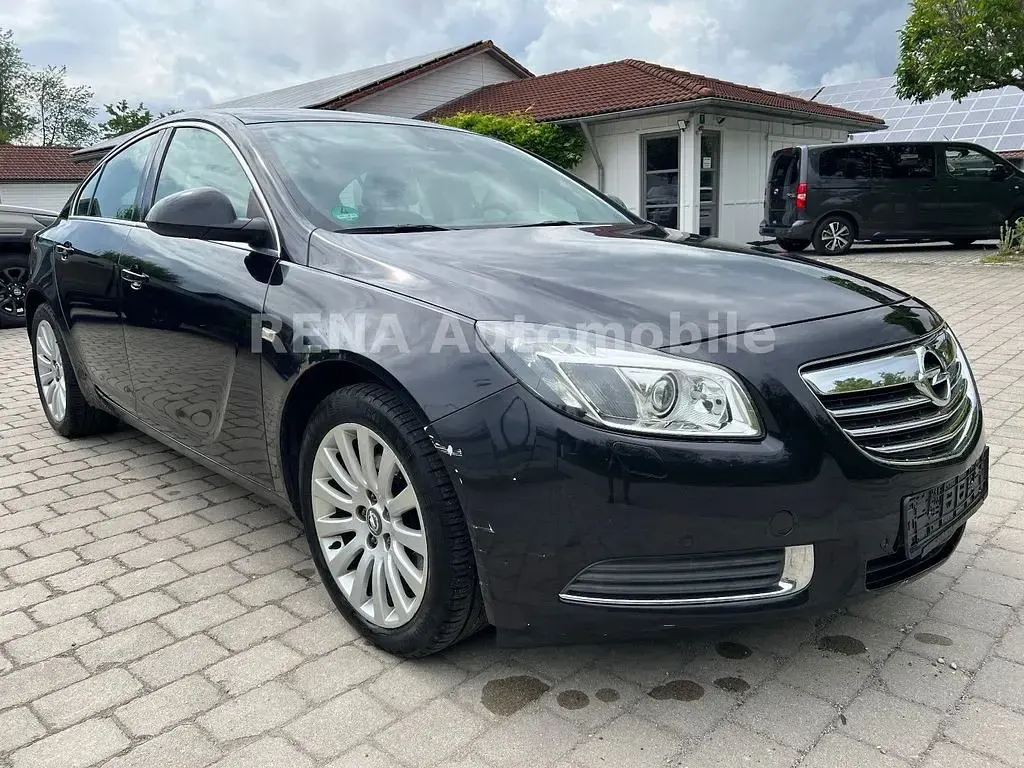 Gebraucht Opel Insignia Cosmo 179 PS (131 kW) 2009 Schwarz Limousine