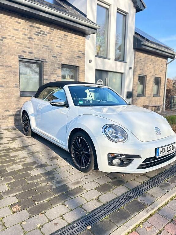 Weiß Gebraucht 2017 VW Beetle Design Cabrio | 13.500 € (Guter Preis) - Bild 1/4
