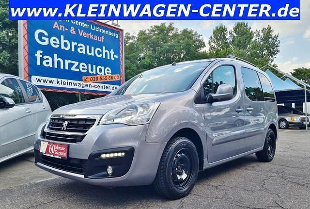 Grau (metallic) Gebraucht 2017 Peugeot Partner Tepee Allure Van / Kleinbus | 12.985 € (Fairer Preis) - Bild 1/4