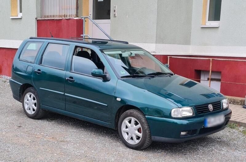 Grün Gebraucht 2001 VW Polo Classicline Kombi | 550 € (Superpreis) - Bild 1/3