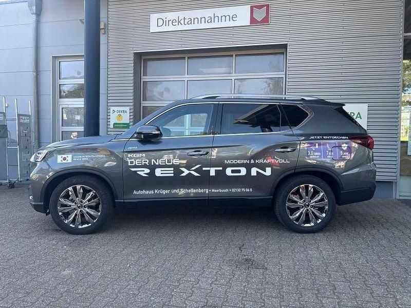 Neu KGM Rexton 201 PS (147 kW) 2026 Grau SUV