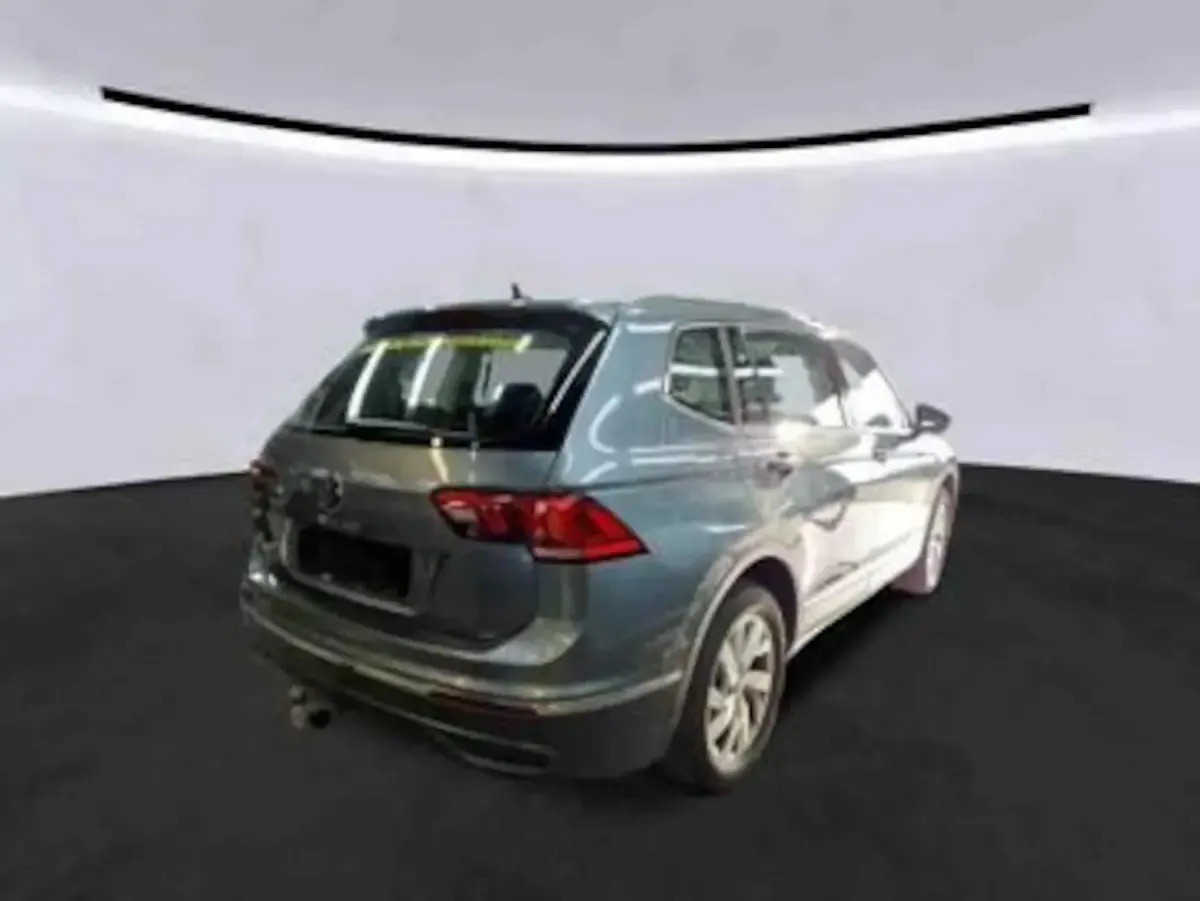 Gebraucht VW Tiguan Allspace Life 150 PS (110 kW) 2024 SUV