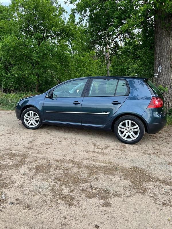 Gebraucht VW Golf VI 80 PS (58 kW) 2008 Blau Kleinwagen