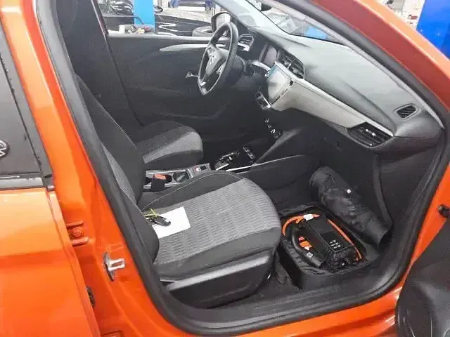 Gebraucht Opel Corsa-e Edition 100 kW (136 PS) 2022 Power orange Kleinwagen