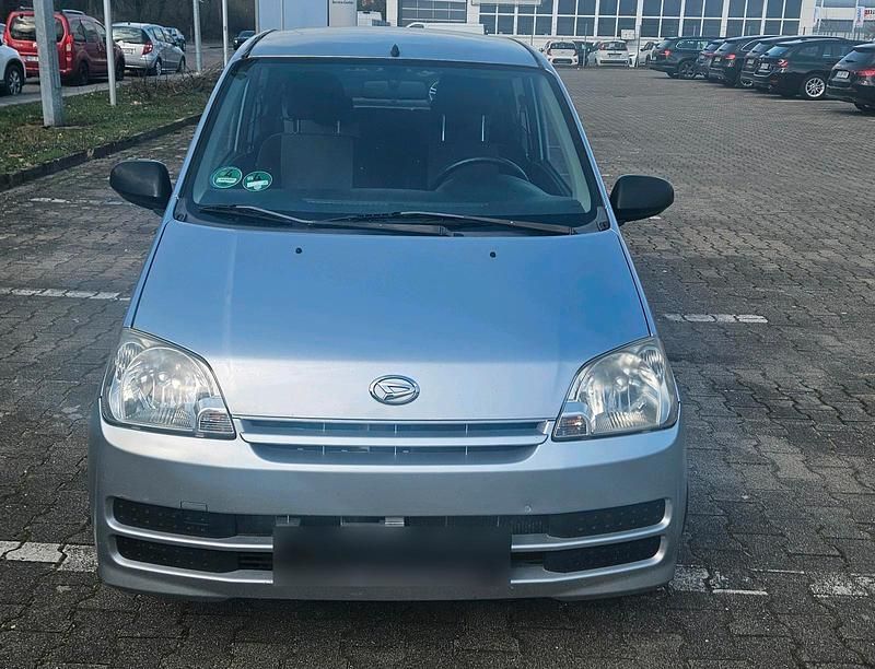 Gebraucht Daihatsu Cuore 58 PS (42 kW) 2005 Grau Kleinwagen
