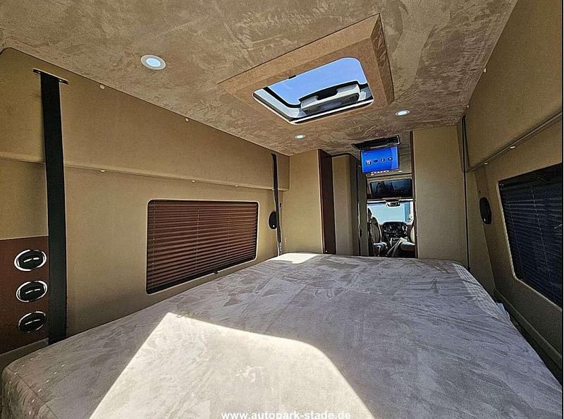 Second-hand Mercedes Sprinter 150 CP (110 kW) 2008 Alb Van