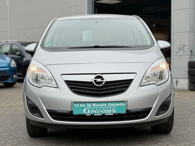 Gebraucht Opel Meriva Edition 101 PS (74 kW) 2010 Silber Van / Kleinbus