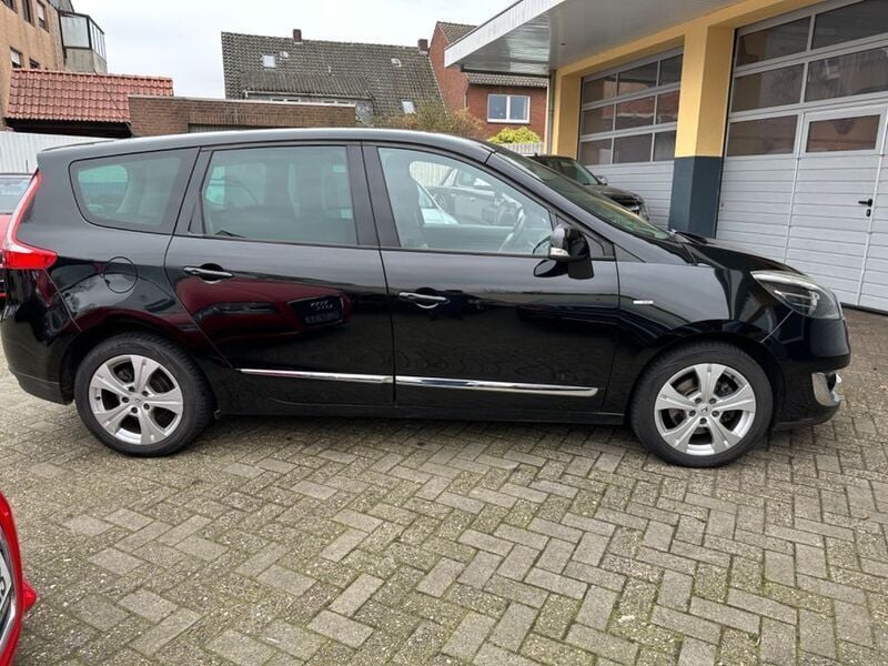 Gebraucht Renault Grand Scénic III Bose Edition 116 PS (85 kW) 2012 Sternenschwarz Van / Kleinbus