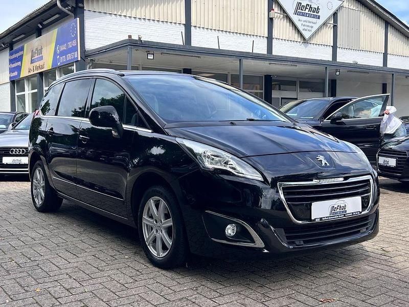 Gebraucht Peugeot 5008 Allure 156 PS (114 kW) 2014 Schwarz Van / Kleinbus