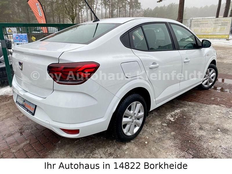 Gebraucht Dacia Logan 91 PS (66 kW) 2022 Weiß Limousine