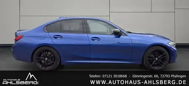 Gebraucht BMW 330 M Sport 258 PS (189 kW) 2019 Portimao blau Limousine