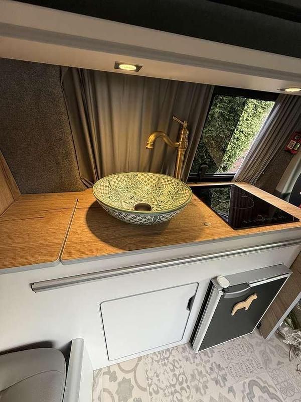 Gebraucht VW T6.1 110 PS (80 kW) 2020 Weiß Van