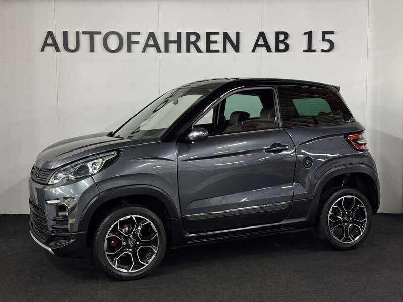 Grau Gebraucht 2023 Ligier JS60 Kleinwagen | 15.750 € (Fairer Preis) - Bild 1/4