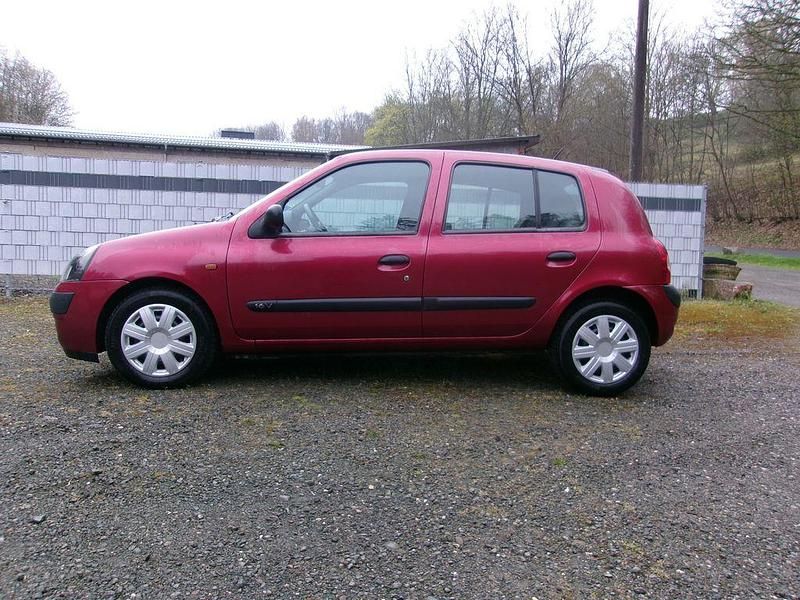 Gebraucht Renault Clio II Dynamique 75 PS (55 kW) 2002 Rot Limousine