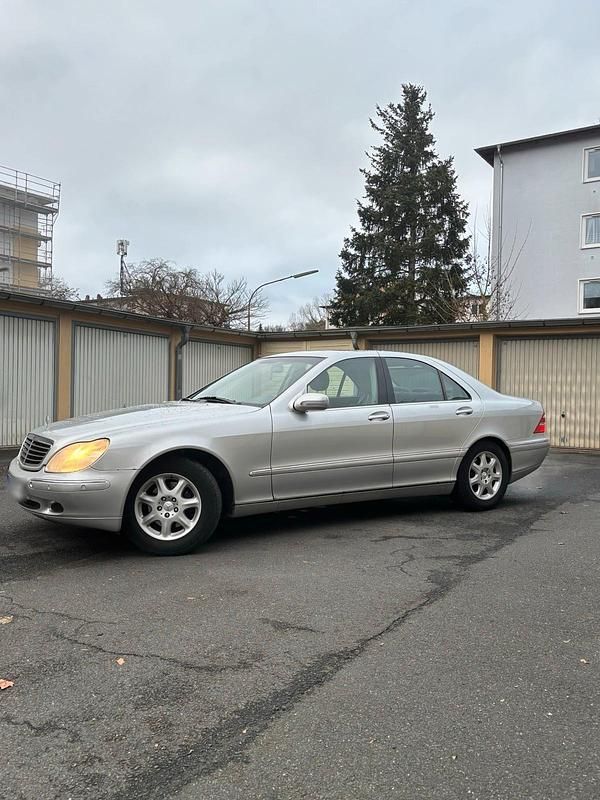 Gebraucht Mercedes S320 224 PS (164 kW) 1999 Silber Limousine