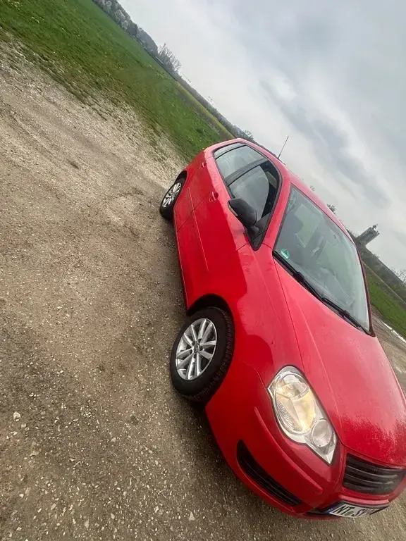 Gebraucht VW Polo 80 PS (58 kW) 2007 Rot Kleinwagen