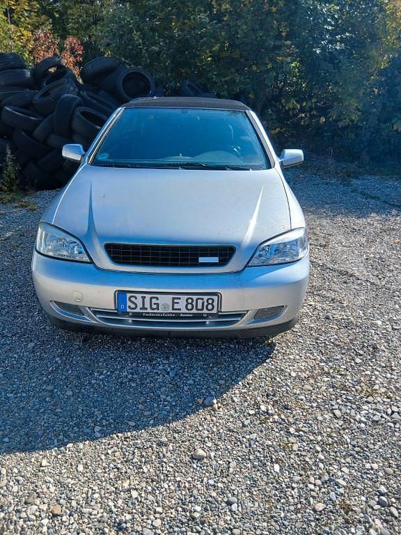 Silber Gebraucht 2003 Opel Astra Cabriolet Edition Cabrio | 999 € (Superpreis) - Bild 1/4
