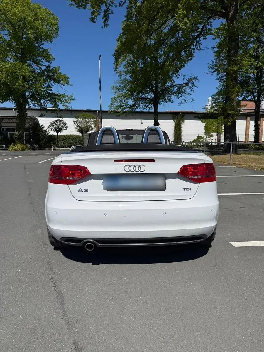 Gebraucht Audi A3 Cabriolet S-Line 140 PS (102 kW) 2011 Weiß Cabrio