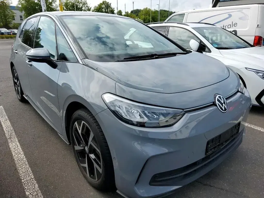 Gebraucht VW ID.3 Pro 150 kW (204 PS) 2024 Grau Kleinwagen