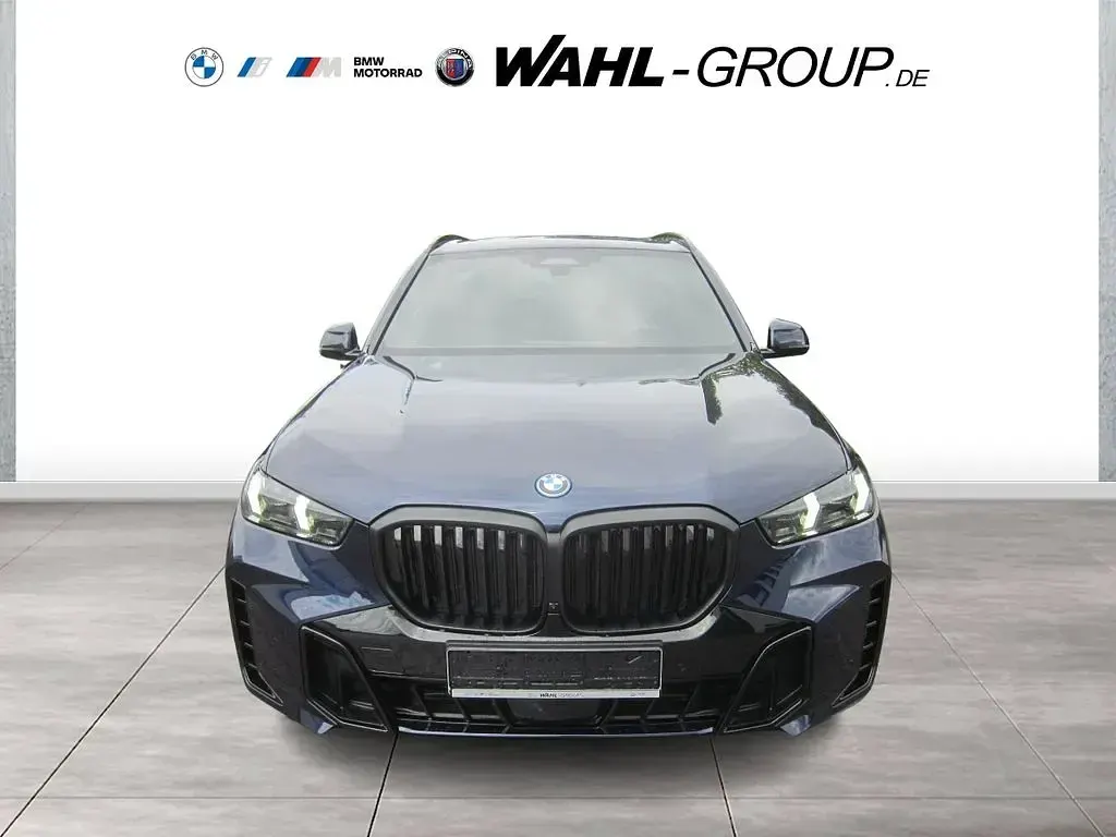 Neu BMW X5 M Sport 489 PS (359 kW) 2026 Blau SUV