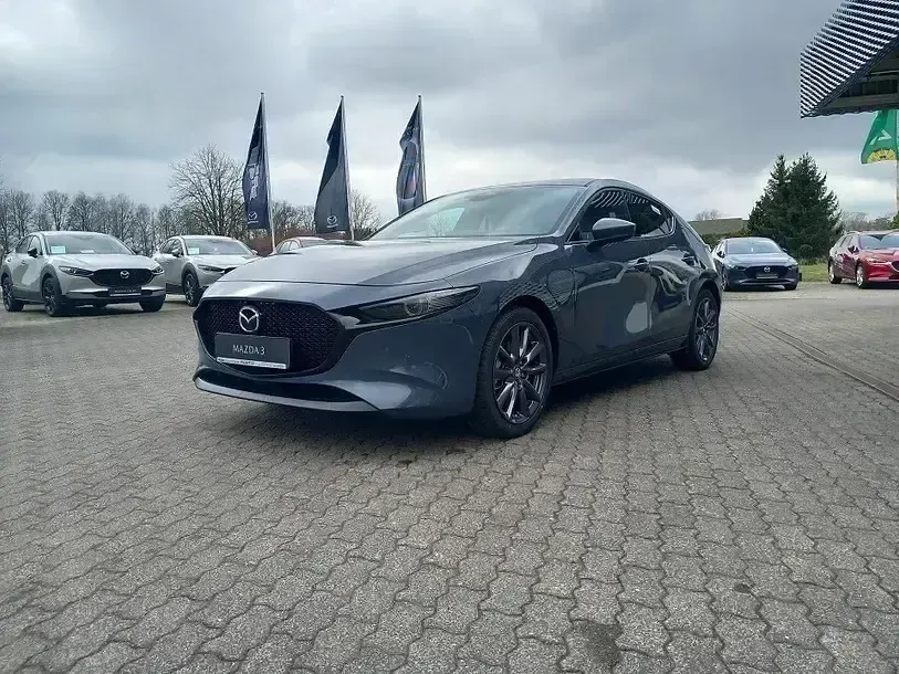 Neu Mazda 3 Center-Line 186 PS (136 kW) 2026 Grau Limousine