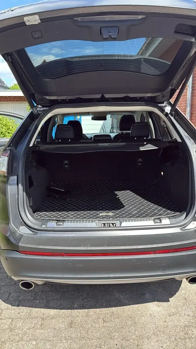 Gebraucht Ford Edge 210 PS (154 kW) 2017 Grau SUV