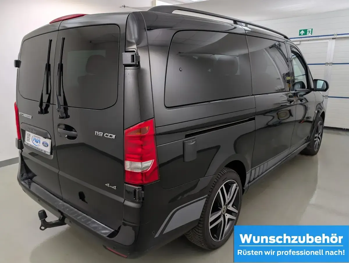 Gebraucht Mercedes Vito Edition 190 PS (139 kW) 2019 Obsidianschwarz metallic Van