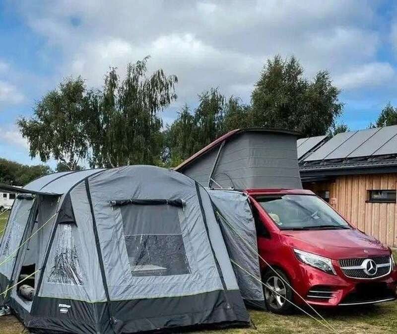 Rot Gebraucht 2020 Mercedes V300 Marco Polo Van / Kleinbus | 43.200 € - Bild 1/4
