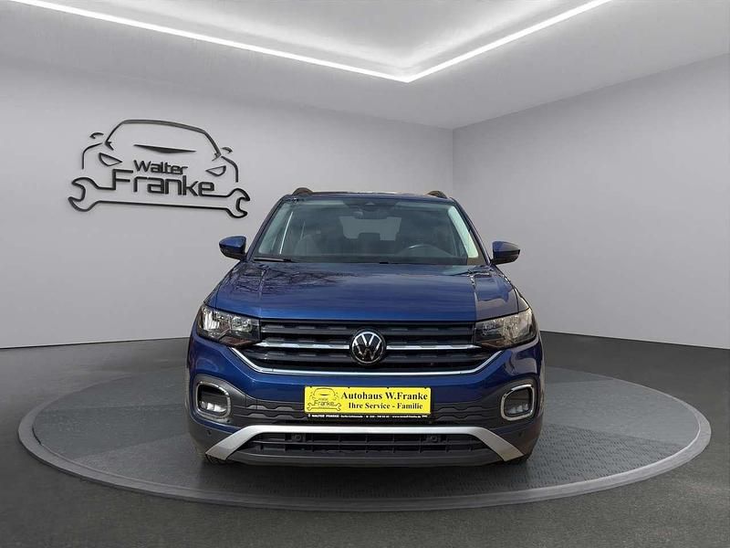 Gebraucht VW T-Cross Move 110 PS (80 kW) 2023 Reef blue metallic SUV