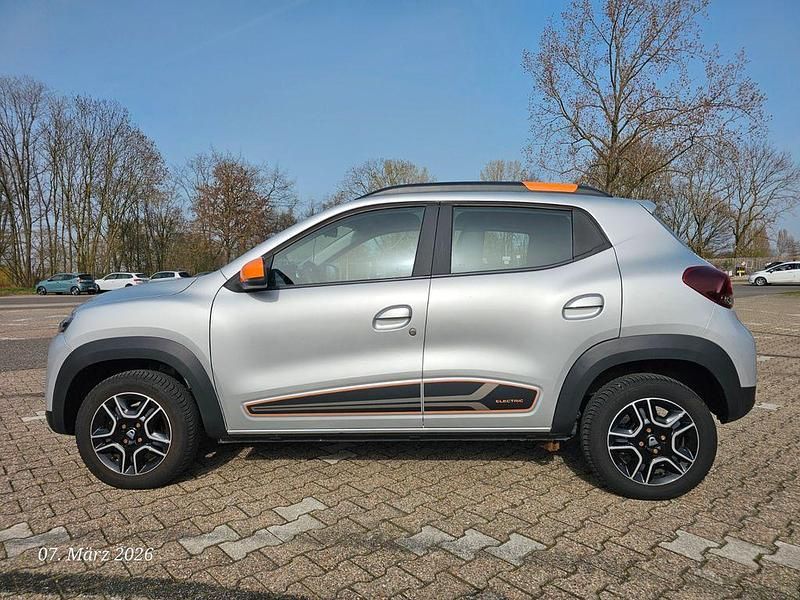 Gebraucht Dacia Spring Comfort Plus 33 kW (45 PS) 2022 Silber Kleinwagen