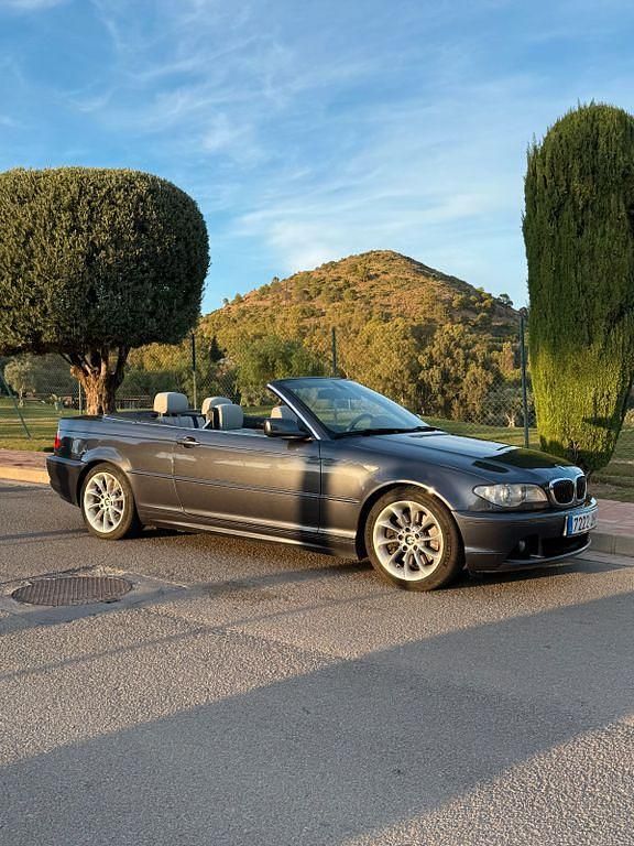 Grau Gebraucht 2006 BMW 330 Cabriolet Exclusive Cabrio | 11.000 € (Fairer Preis) - Bild 1/4
