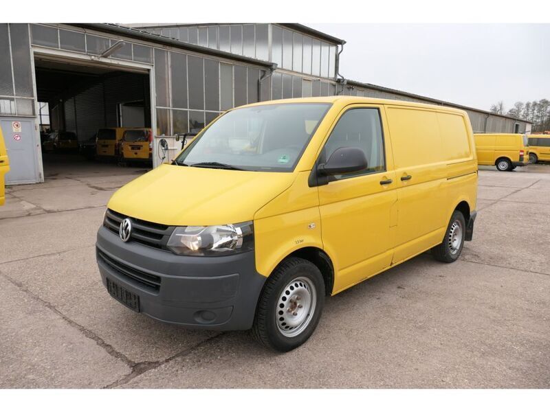 Gebraucht VW T5 84 PS (61 kW) 2011 Ginstergelb r1032 Van