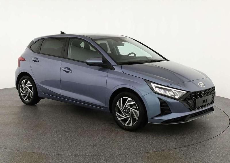 Mangrove green mineraleffekt Neu 2025 Hyundai i20 Kleinwagen | 19.745 € (Guter Preis) - Bild 1/4