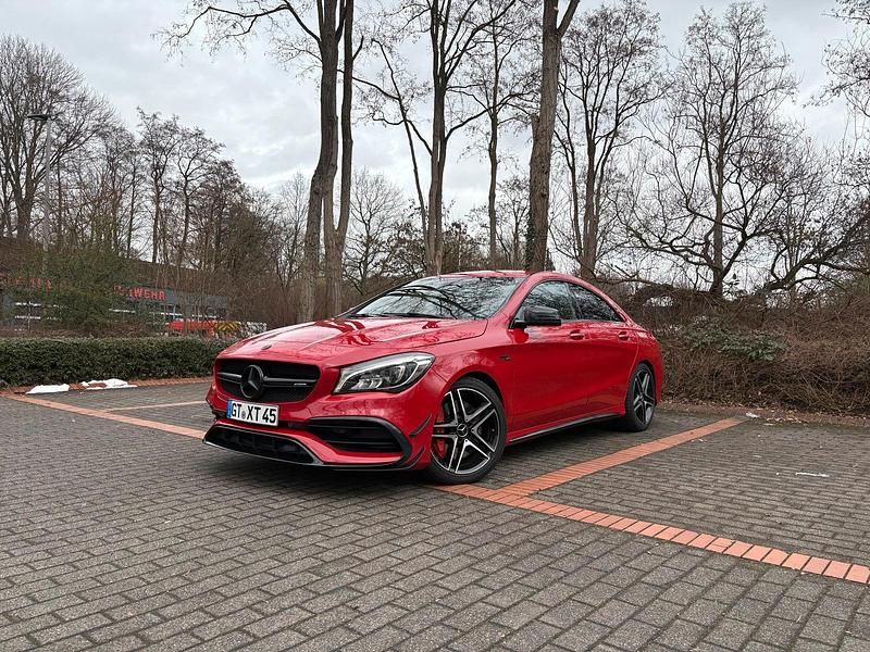 Gebraucht Mercedes CLA45 AMG AMG 360 PS (264 kW) 2015 Rot Coupé