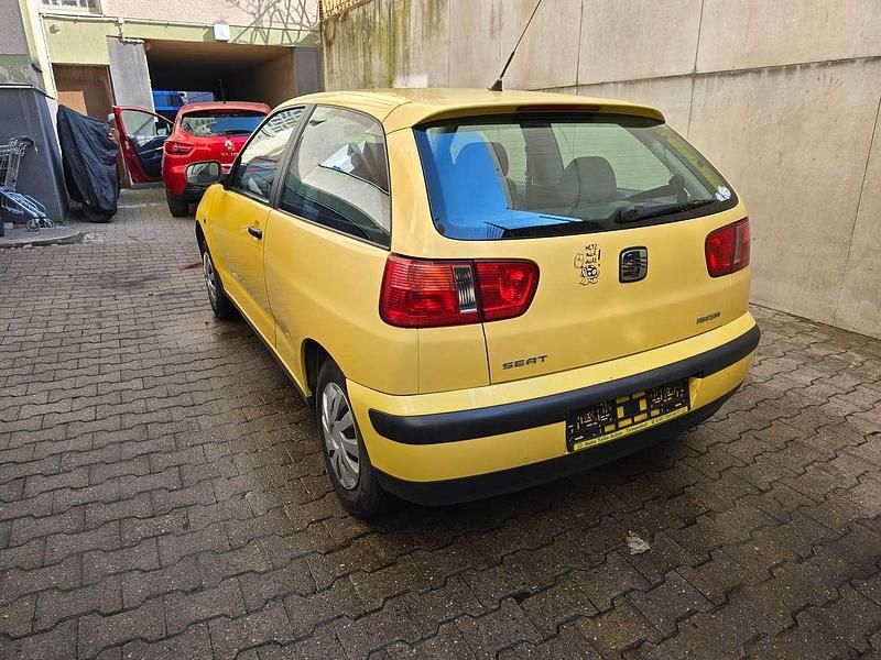 Gebraucht Seat Ibiza 60 PS (44 kW) 1999 Gelb Kleinwagen