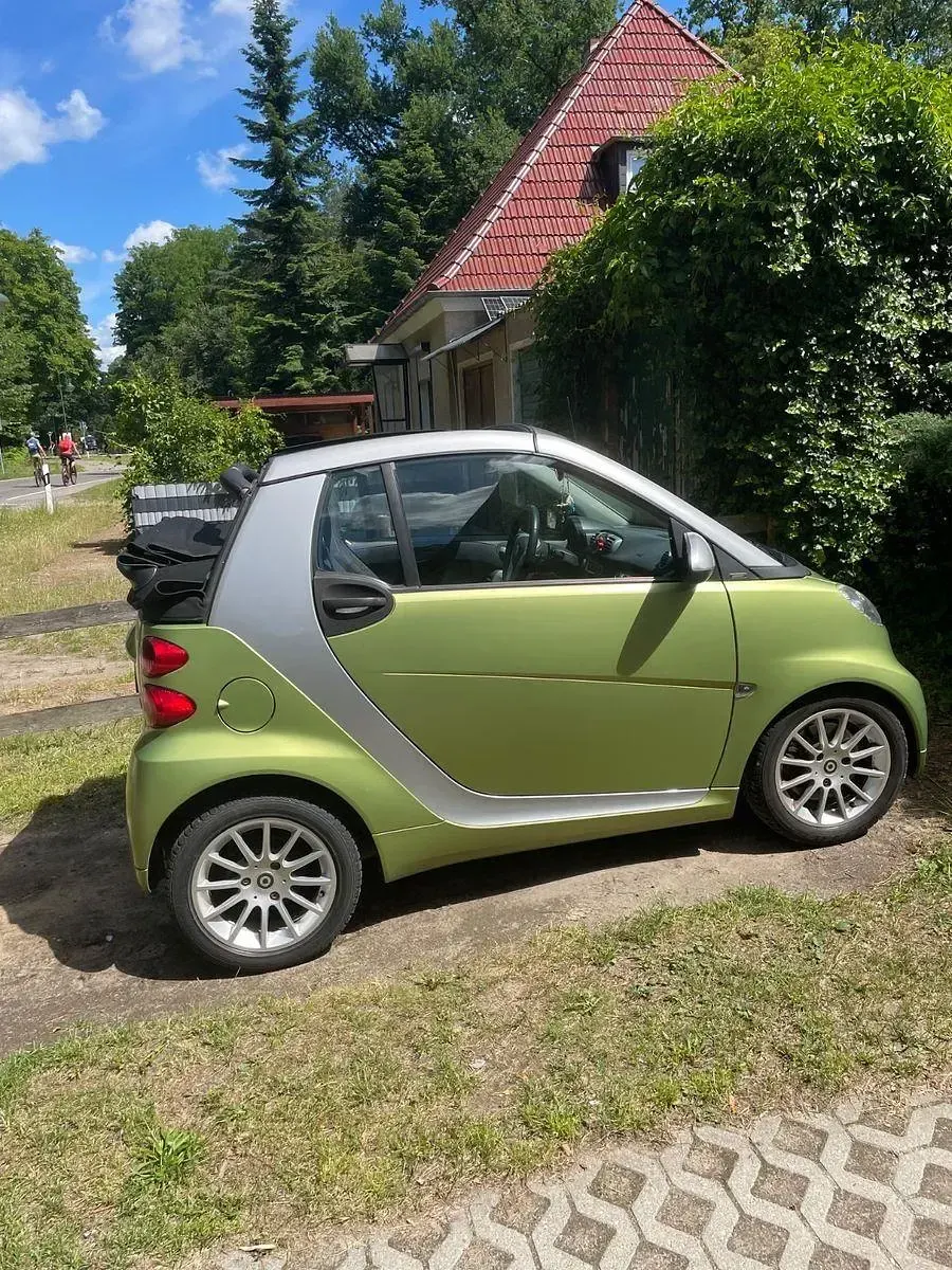 Gebraucht Smart ForTwo Cabrio 71 PS (52 kW) 2011 Grün Cabrio